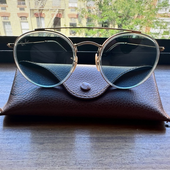 Never worn Ray Ban Round Double Bridge with Blue Gradient Lenses and Gold Frame - Picture 9 of 11